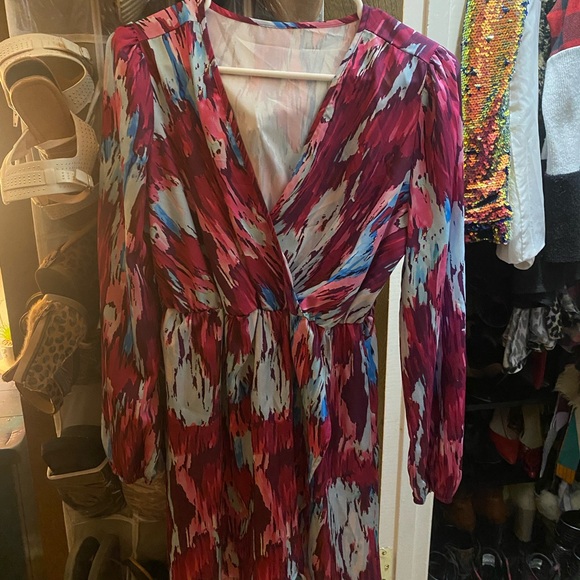 Bright colorful dress with belt - Picture 1 of 2